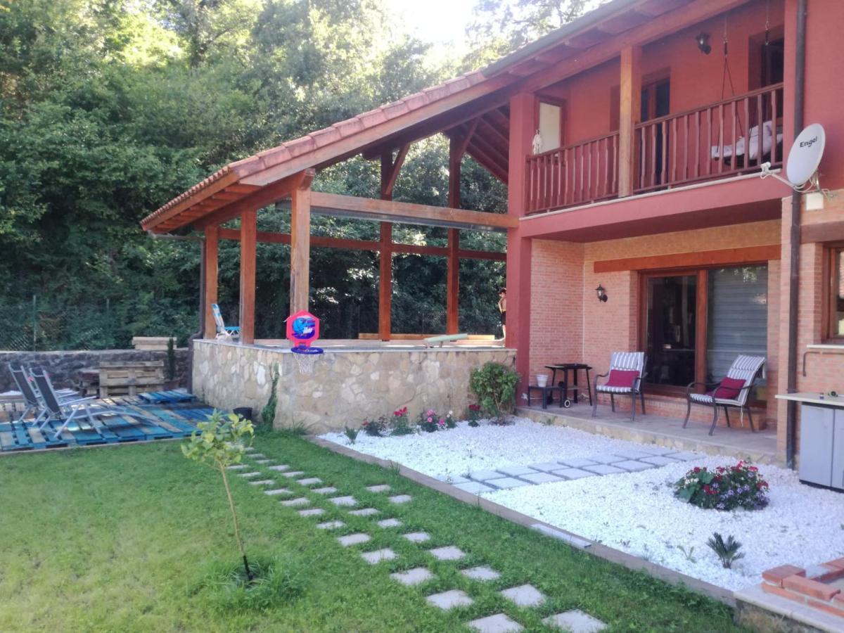 La Casa Malvarrosa Ampuero Εξωτερικό φωτογραφία