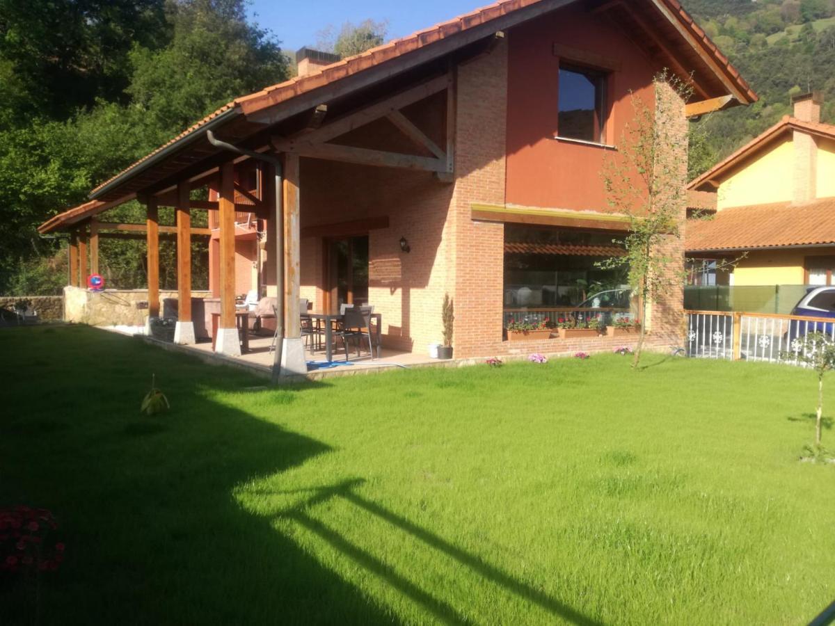 La Casa Malvarrosa Ampuero Εξωτερικό φωτογραφία